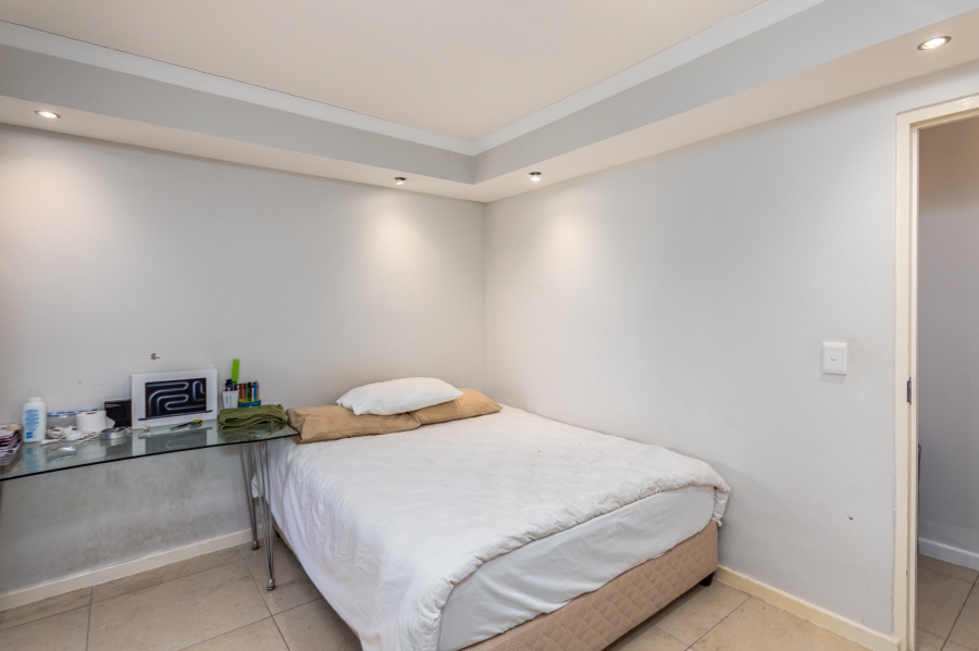 2 Bedroom Property for Sale in Claremont Upper Western Cape